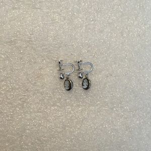 Vintage pair of 14k white gold earrings w/ cameos